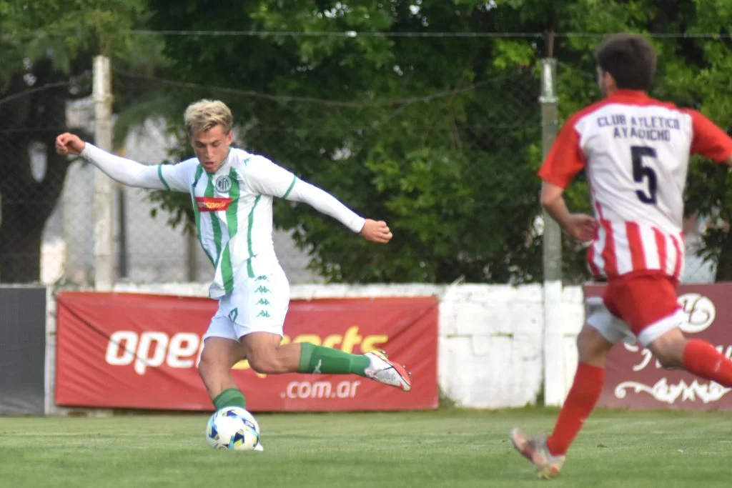 Kimberley recibe a Argentinos con arbitraje ayacuchense