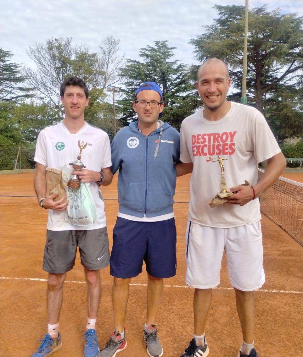 LOPEZ DE ARMENTIA GANO EL INTERMEDIA DEL CECU