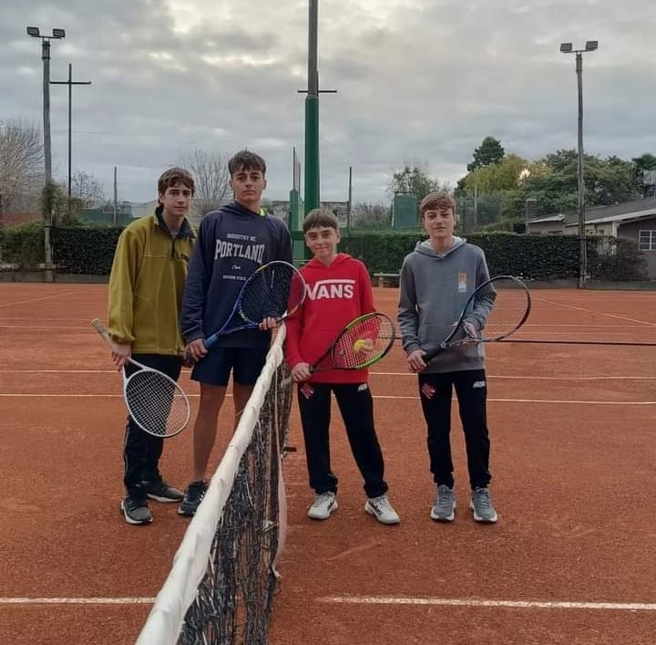 David – Basanta ganaron torneo interno de dobles en el CECU