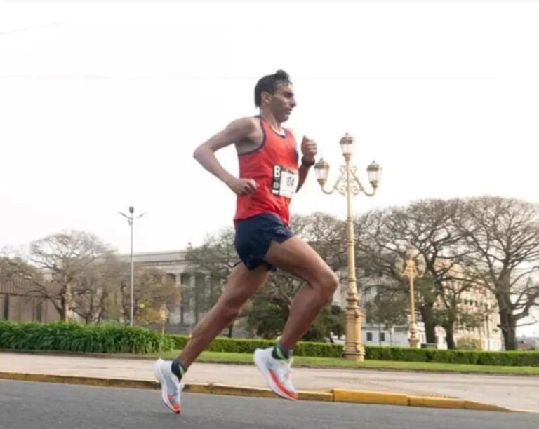 «La maratón le cambia la cabeza al atleta»