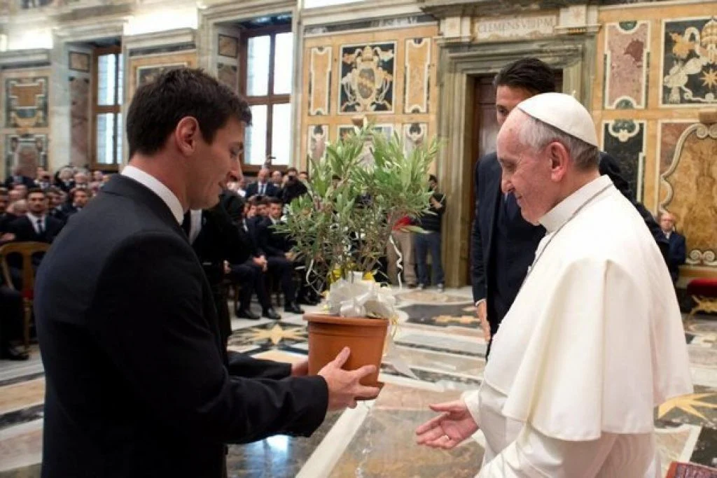 Messi recordó al papa Francisco: “Hizo del mundo un lugar mejor”