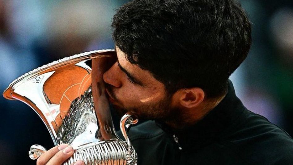 Carlos Alcaraz le cortó el invicto a Jannik Sinner y se consagró campeón