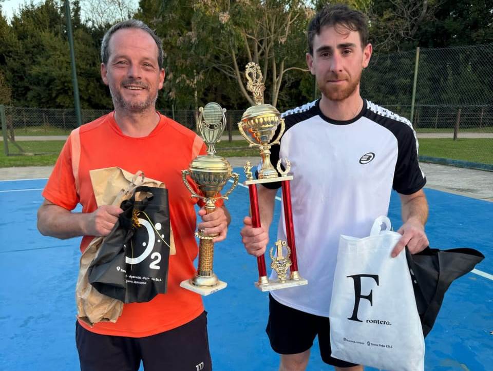 Tenis en el Tiro Federal